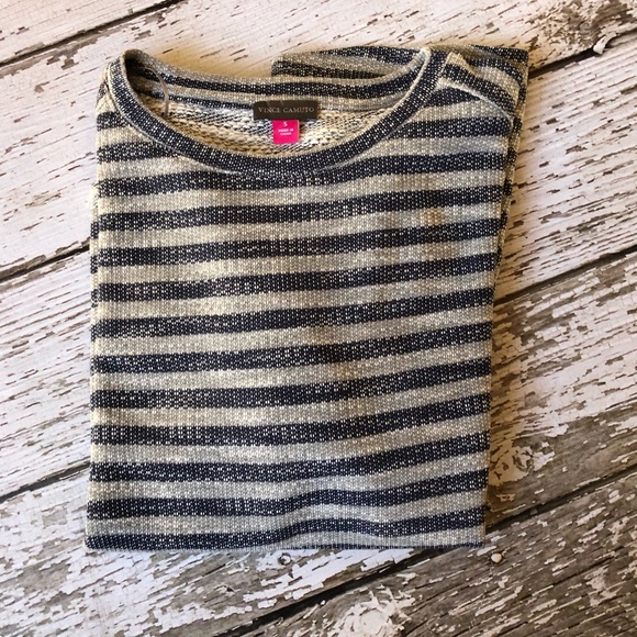 Vince Camuto Top - Picture 4 of 7